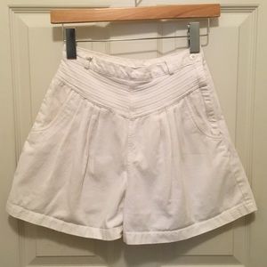 VINTAGE High Waisted Yoke White Shorts Size 6 P